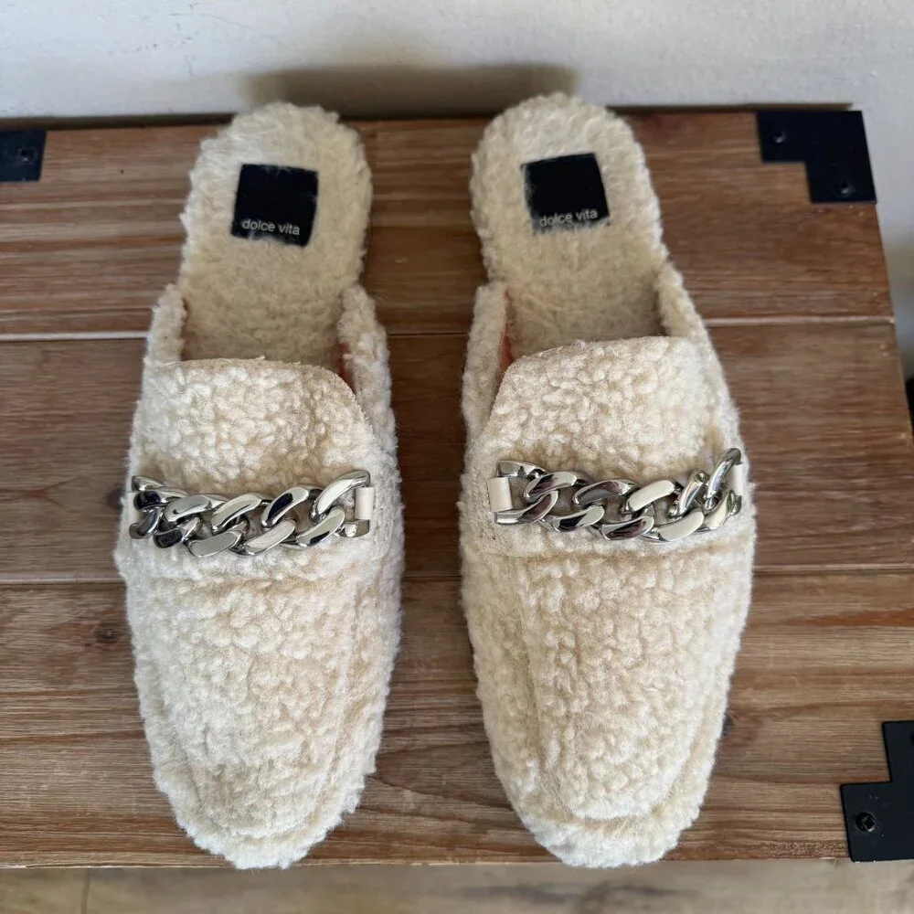 Dolce Vita Pela Cream Faux Sherpa Silver Chain Slip on Flat Loafer Mule Size 9